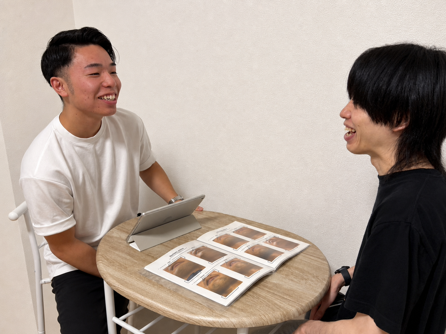 Seize四国中央店で男性スタッフが行うカウンセリング